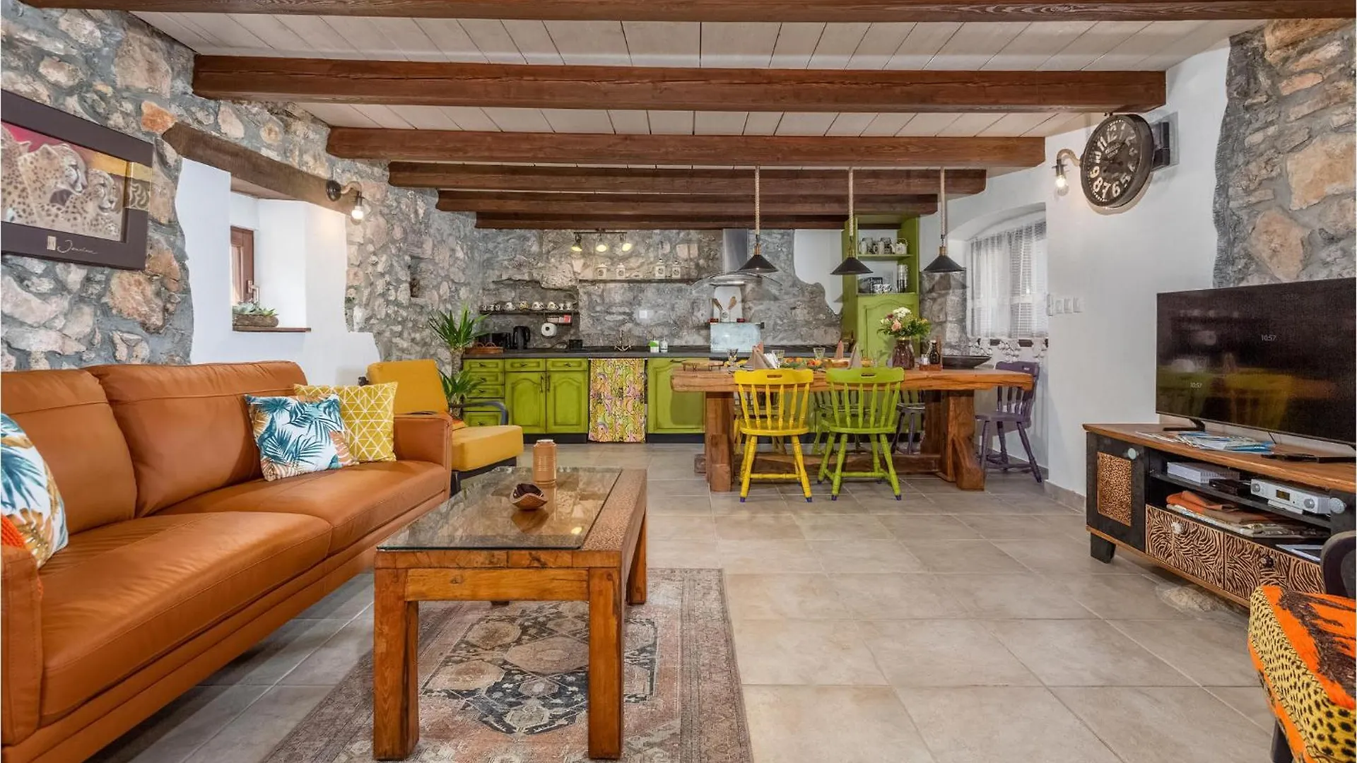 2 Bedroom Cozy Home In מאלינסקה 0*,